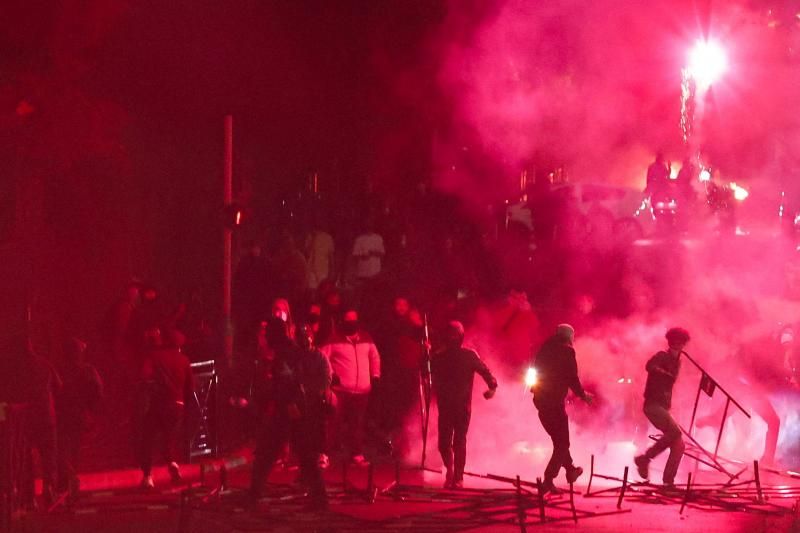 Protestas violentas en Nanterre, Francia, tras matar la policía a un joven de 17 años