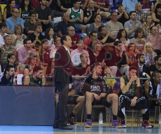 FC Barcelona,77 - Joventut,55