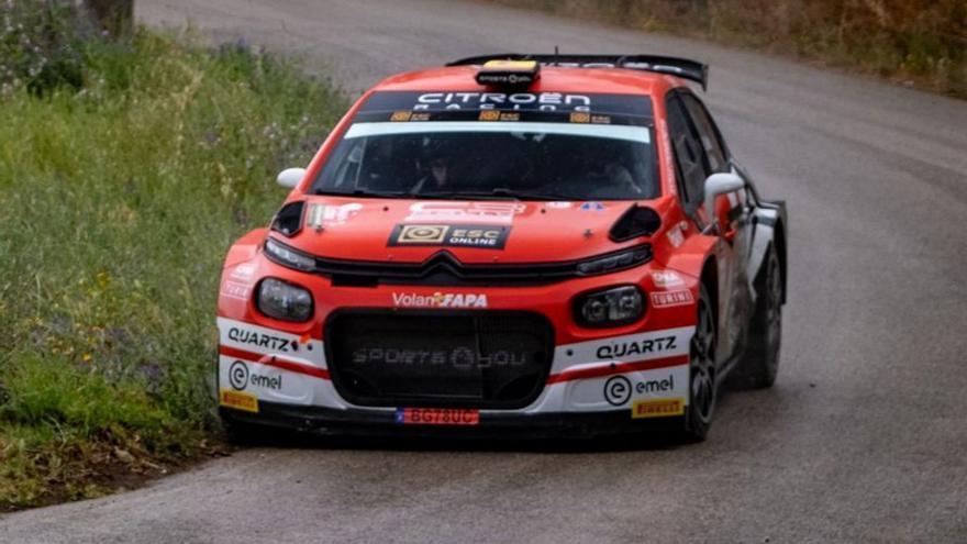 Nuevo éxito de un piloto asturiano: El praviano Diego Ruiloba gana el rally de Lisboa