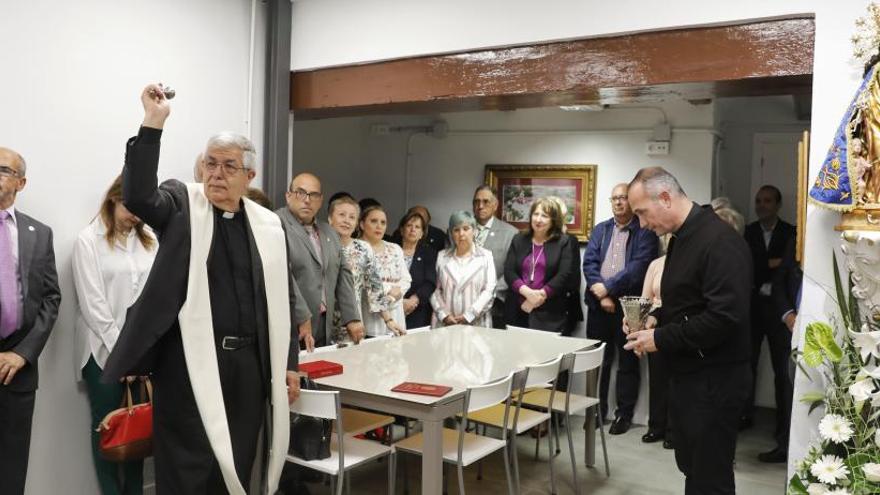 La Hermandad de los Seguidores de la Virgen estrenan sede junto a la Catedral