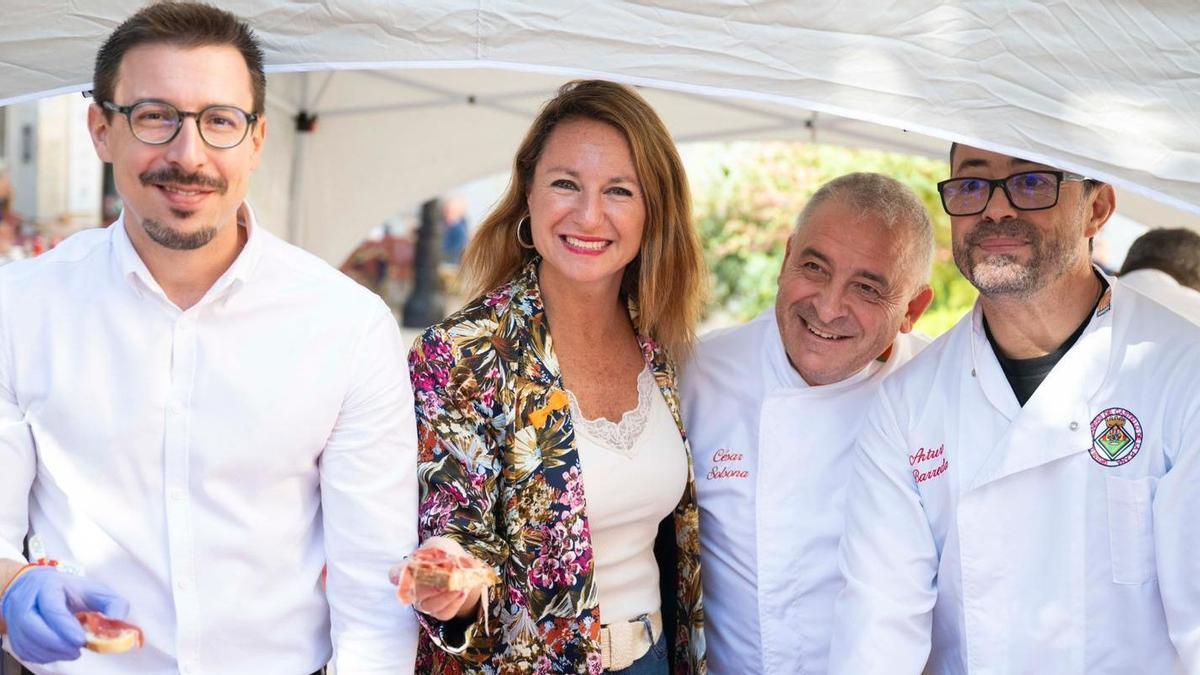 Alberto Vidal y Begoña carrasco en la celebración de el Día Mundial del Pan.