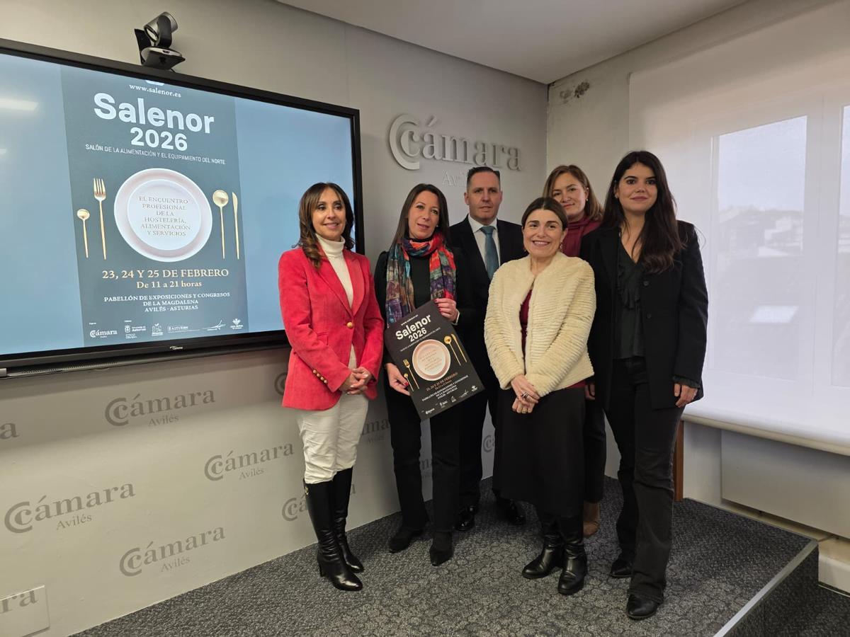 De izquierda a derecha, Mónica Blanco, Laura Gancedo, José Manuel Vega, Mari Ángeles Álvarez, María Megoña López y Raquel Ruiz.