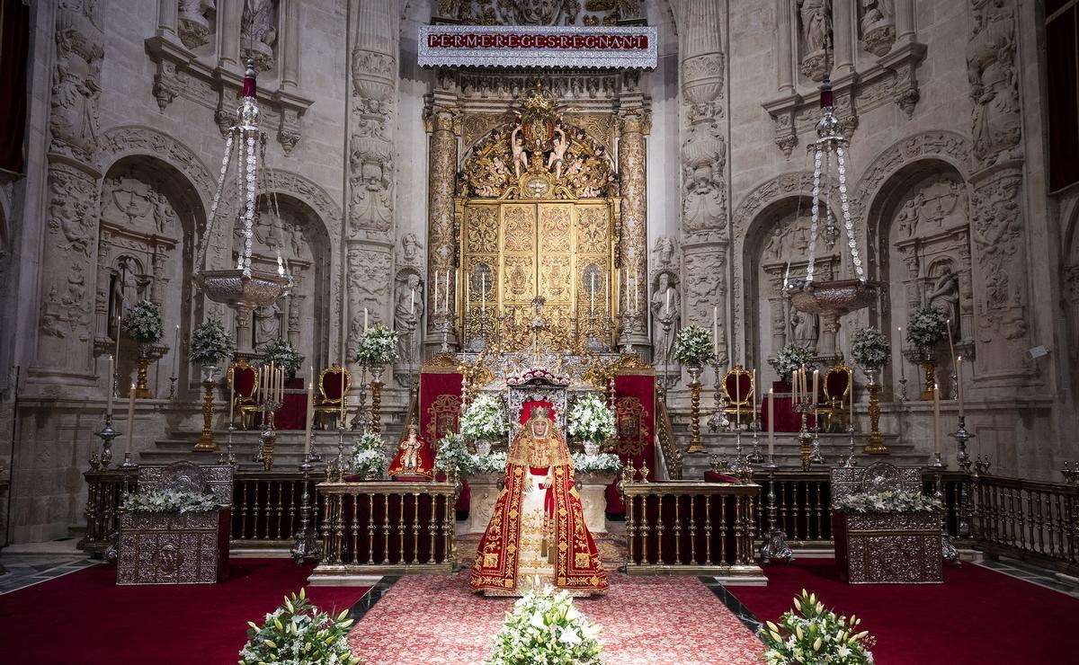 Todos los detalles del besamanos de la Virgen de los Reyes
