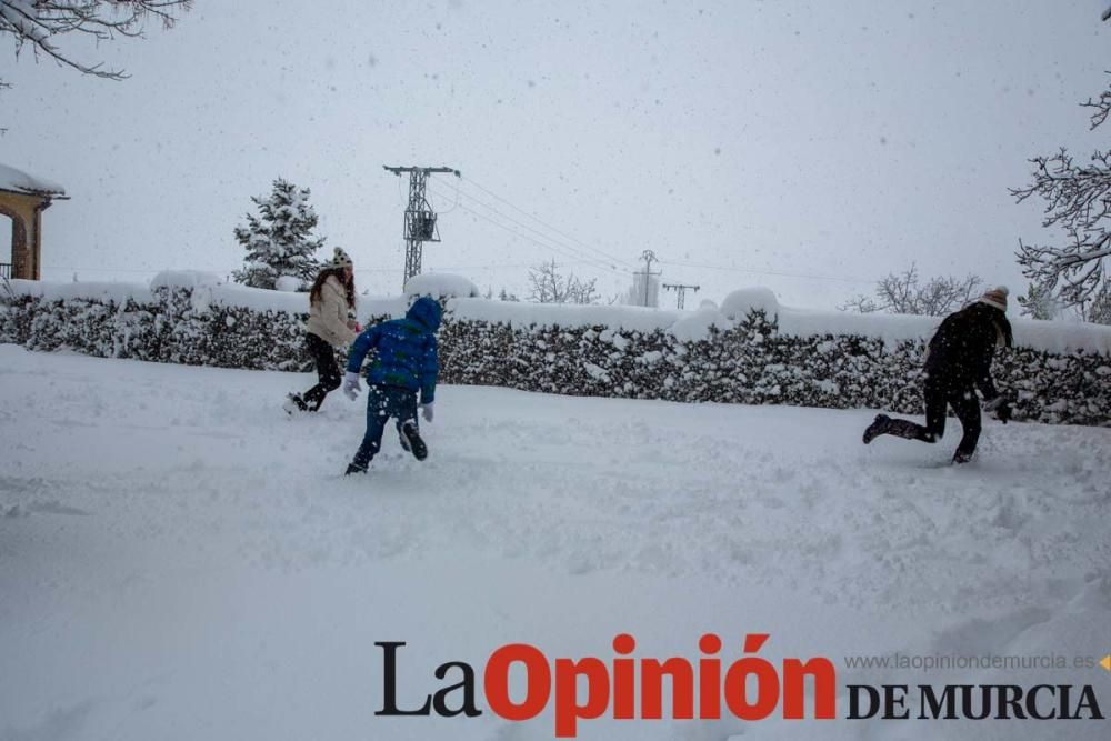 La nieve deja las primeras estampas blancas del 2020 en la Región de Murcia