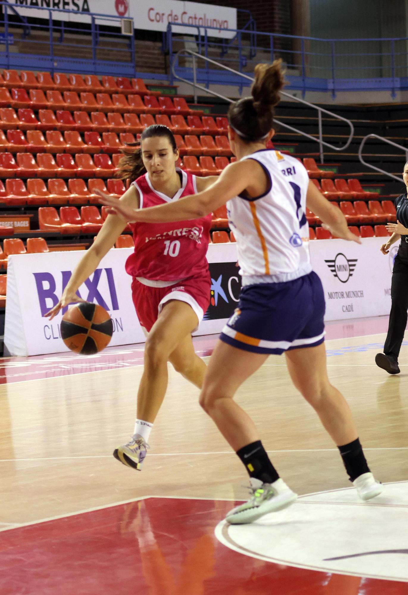 Les imatges de la Supercopa femenina del Bàsquet Manresa CBF - Granollers