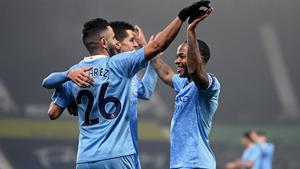 Golejada i liderat per al Manchester City