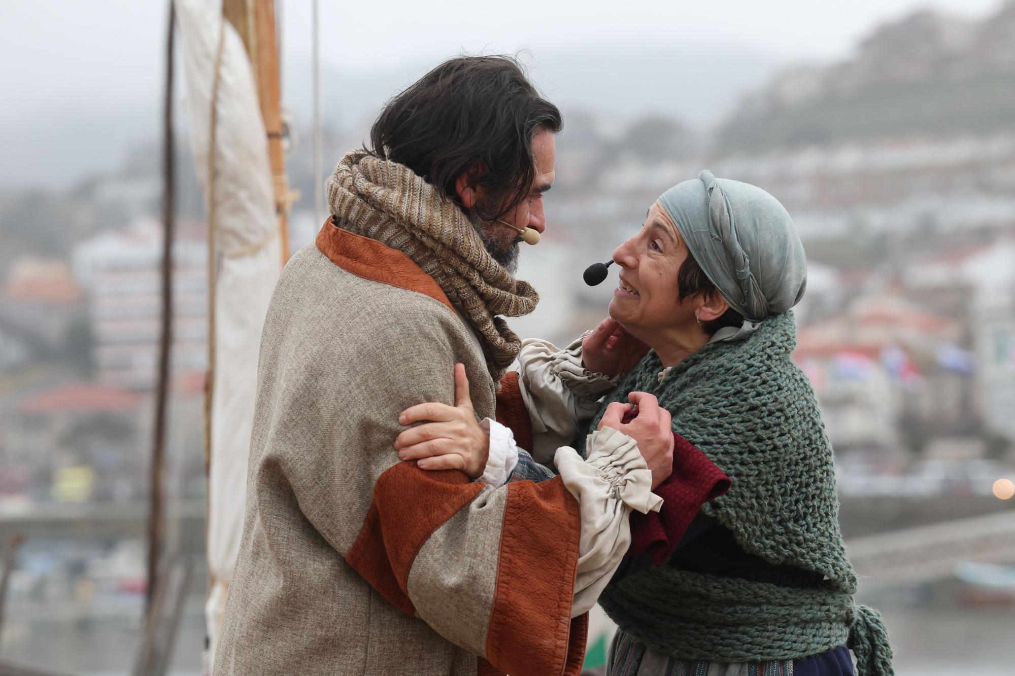 La representación teatral triunfó pese a la lluvia para luego trasladar el ambientazo de fiesta a las calles del casco histórico