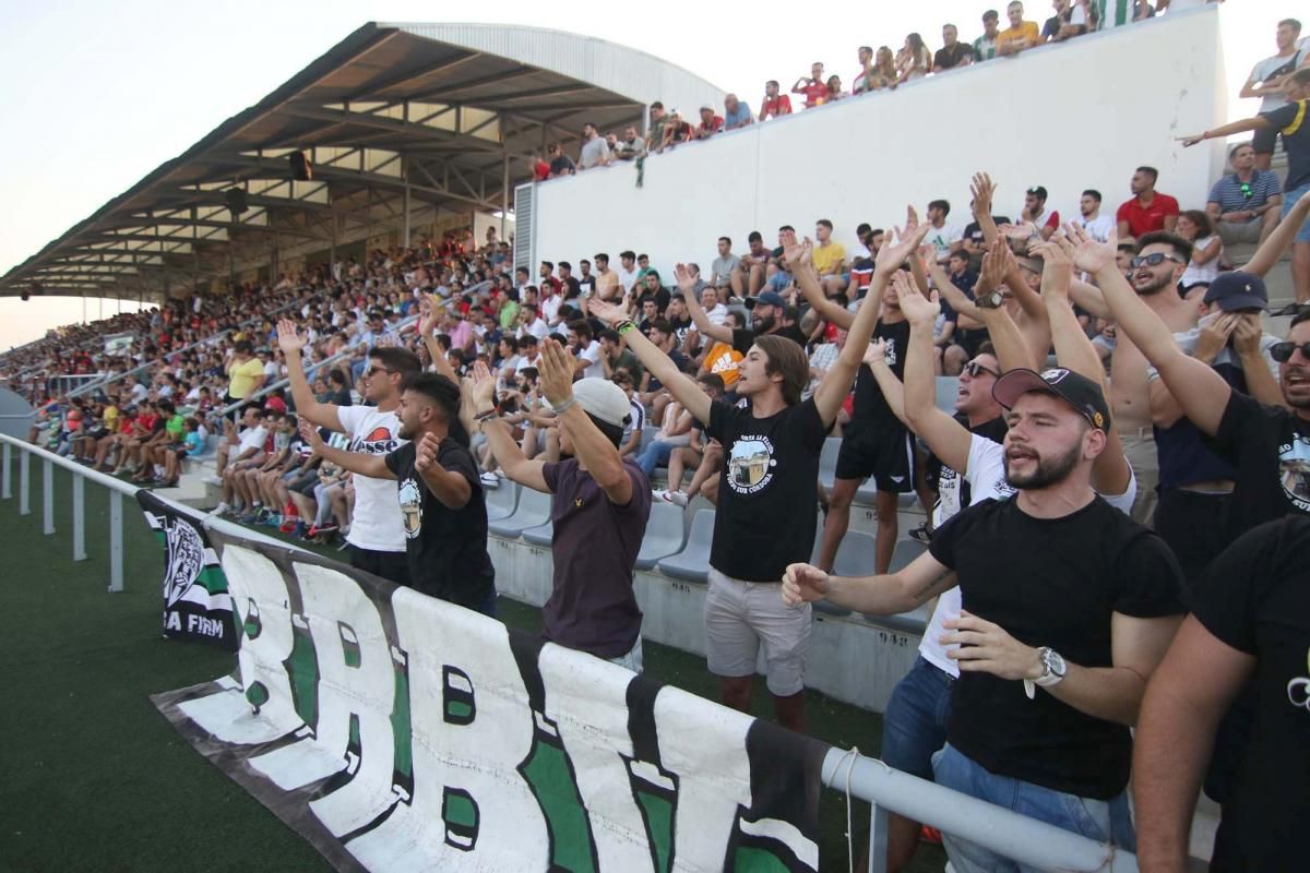 Victoria del Córdoba CF en Puente Genil