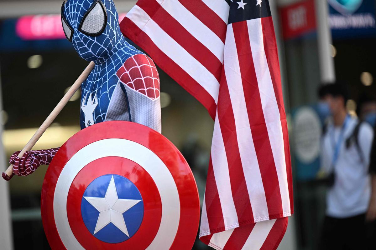 El escudo del capitán América no falta en la Comic-con de San Diego