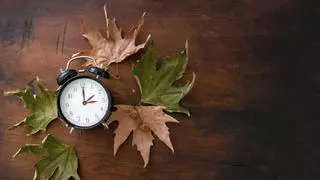 Cambio de hora en Córdoba 2026: el horario de invierno se adelanta y la noche de San Rafael durará una hora más