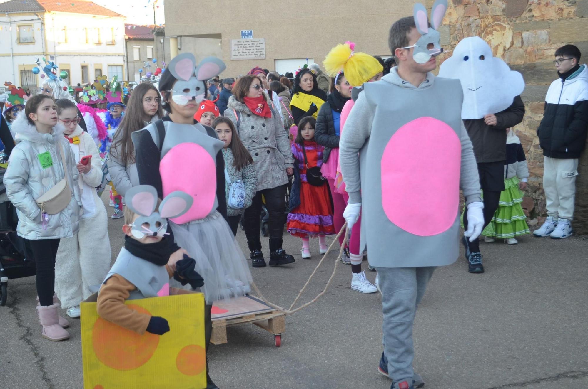 GALERÍA | Así de bien lo pasan en Manganeses en las fiestas de la cabra