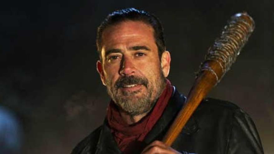 Jeffrey Dean Morgan es el malvado Negan.