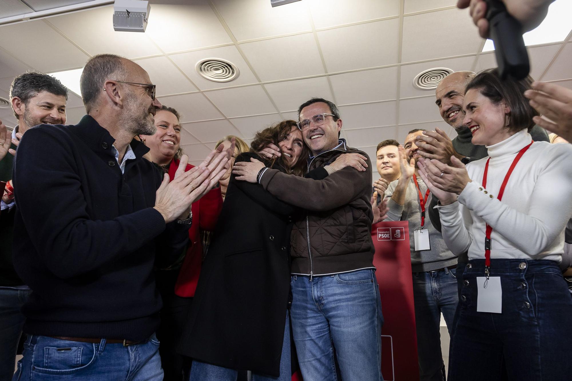 Miguel Ángel Gallardo ya lidera el PSOE de Extremadura