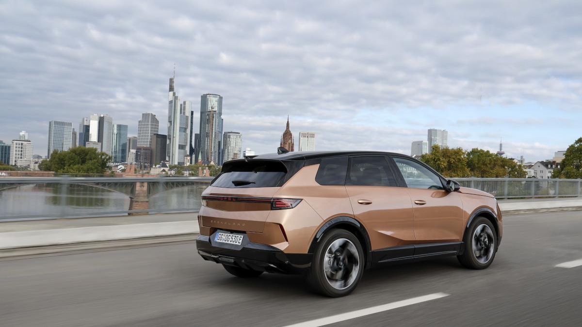 Opel Grandland Eléctrico Long Range