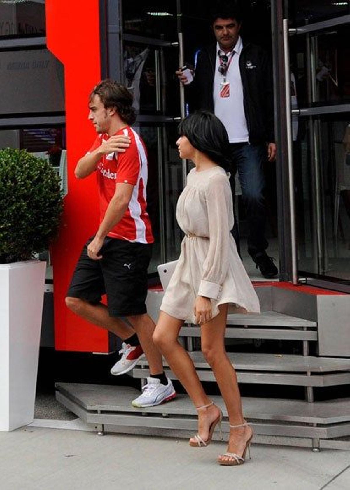 Fernando Alonso y Raquel del Rosario