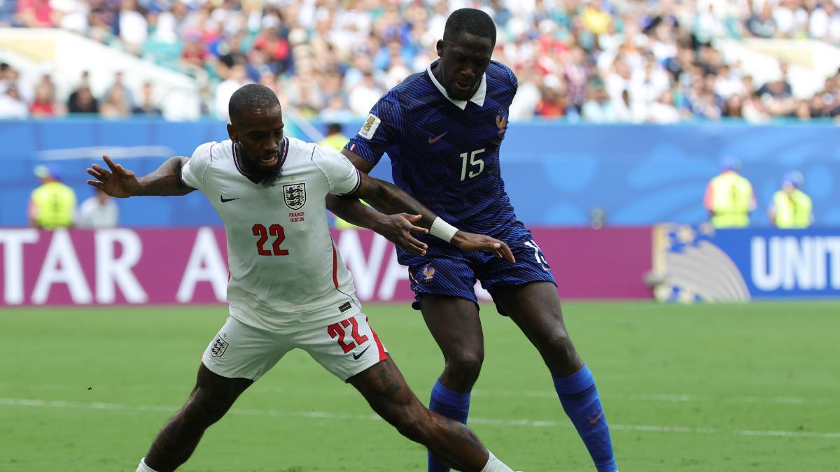 Konaté, durante el duelo ante Inglaterra