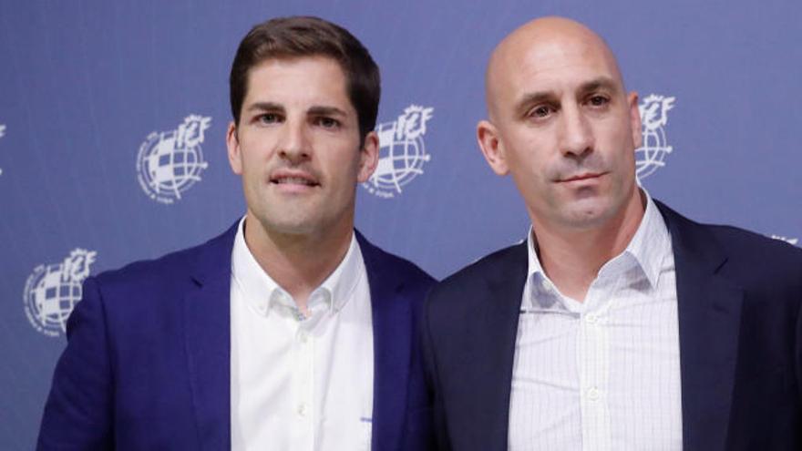 Robert Moreno y Rubiales juntos en la presentación del primero meses atrás.