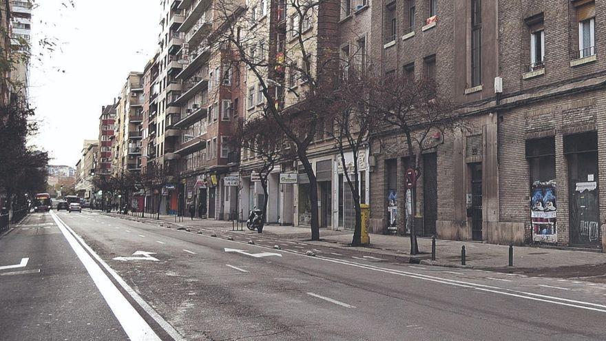 Intenta estrangular a un taxista en Zaragoza para robarle la cartera