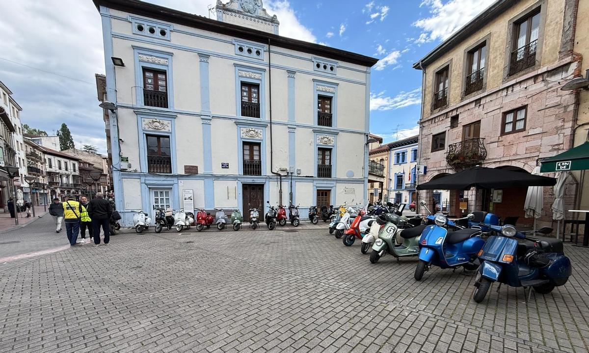 La concentración de vespas y lambrettas de Grado, en imágenes La concentración de vespas y lambrettas de Grado, en imágenes