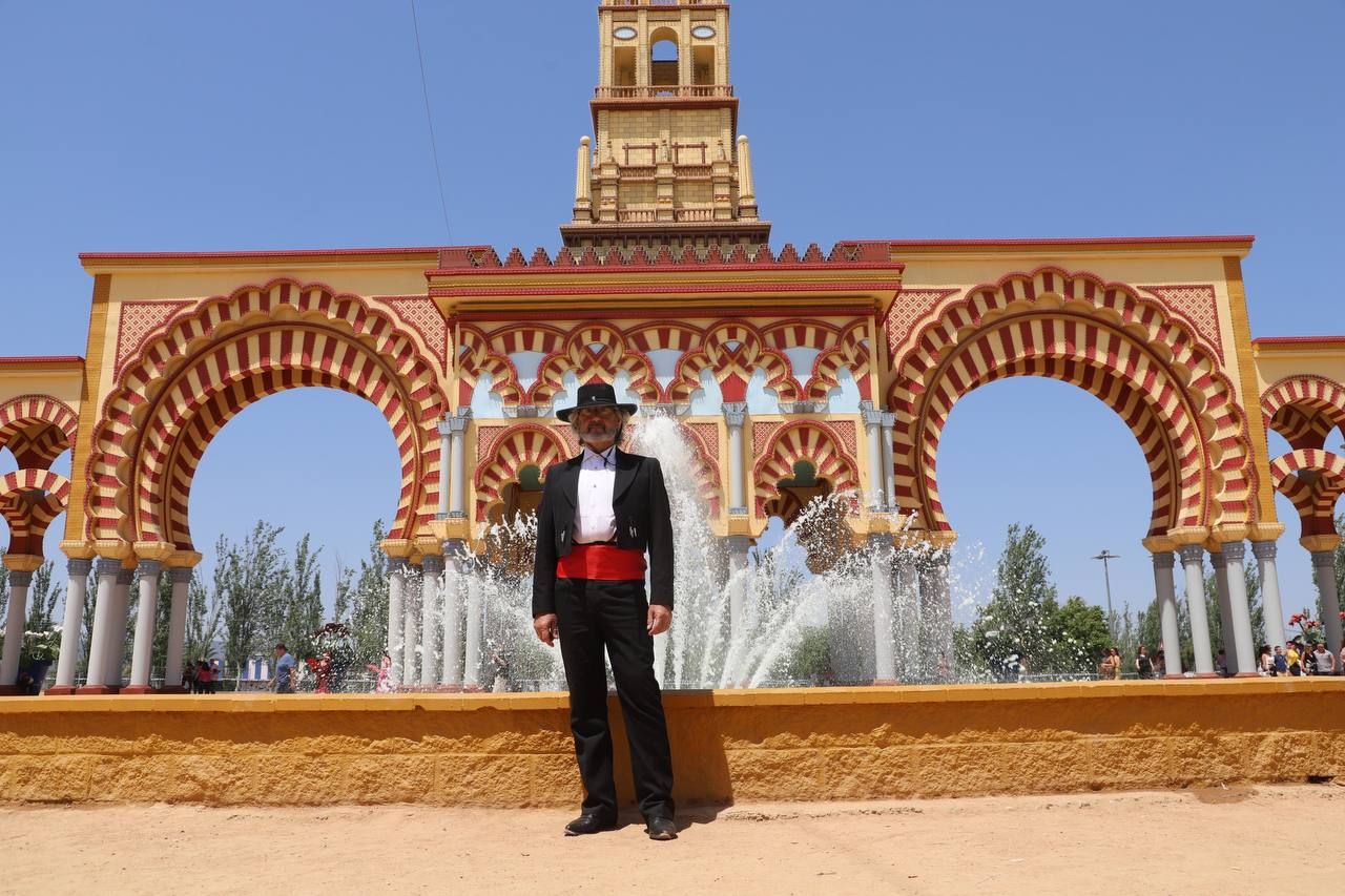 Trajes de gitana en el jueves de Feria