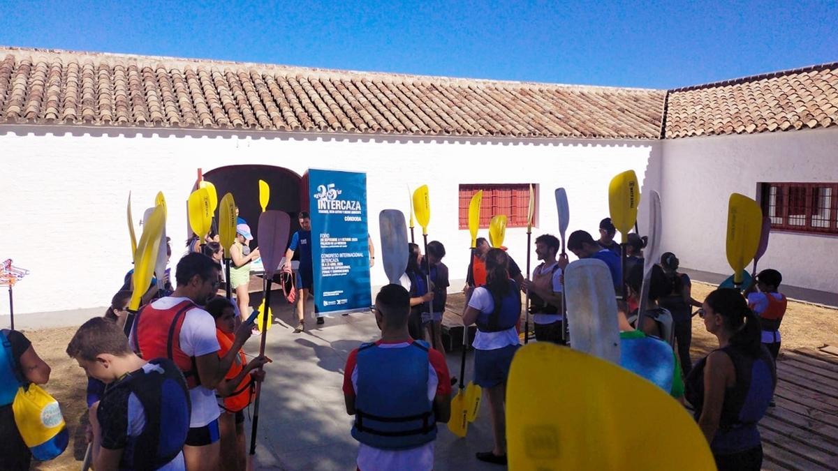 Actividad de piragüismo celebrada en El Carpio.