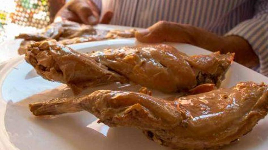 La feria del conejo escabechado de Castejón de Valdejasa es fiesta de interés turístico de Aragón.