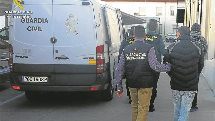 Tres detenidos por robos en casas de la playa de Almassora en 5 días