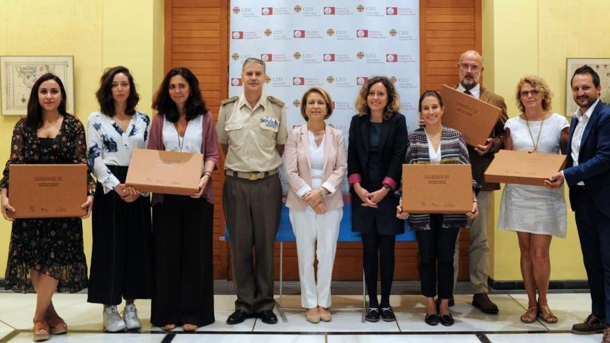 La volta al món de cinc quaderns