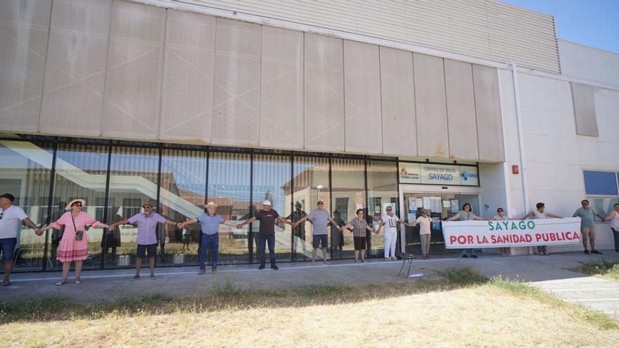 Los sayagueses cumplen 100 semanas de protestas por una sanidad digna