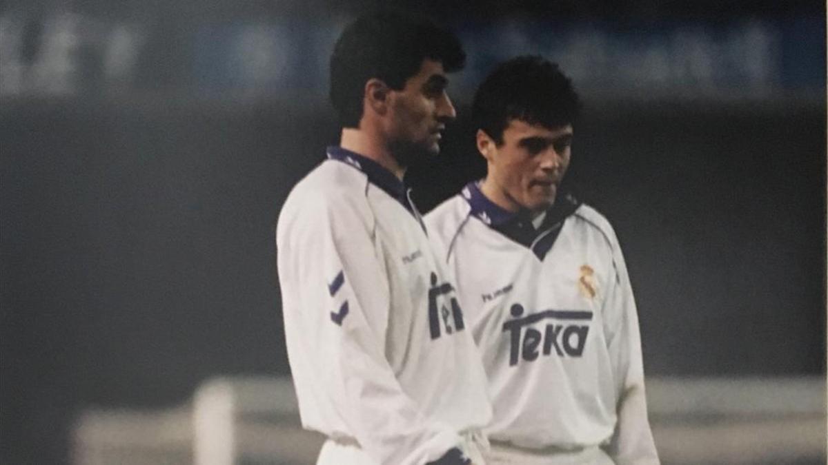 Michel y Luis Enrique, en un partido con el Real Madrid