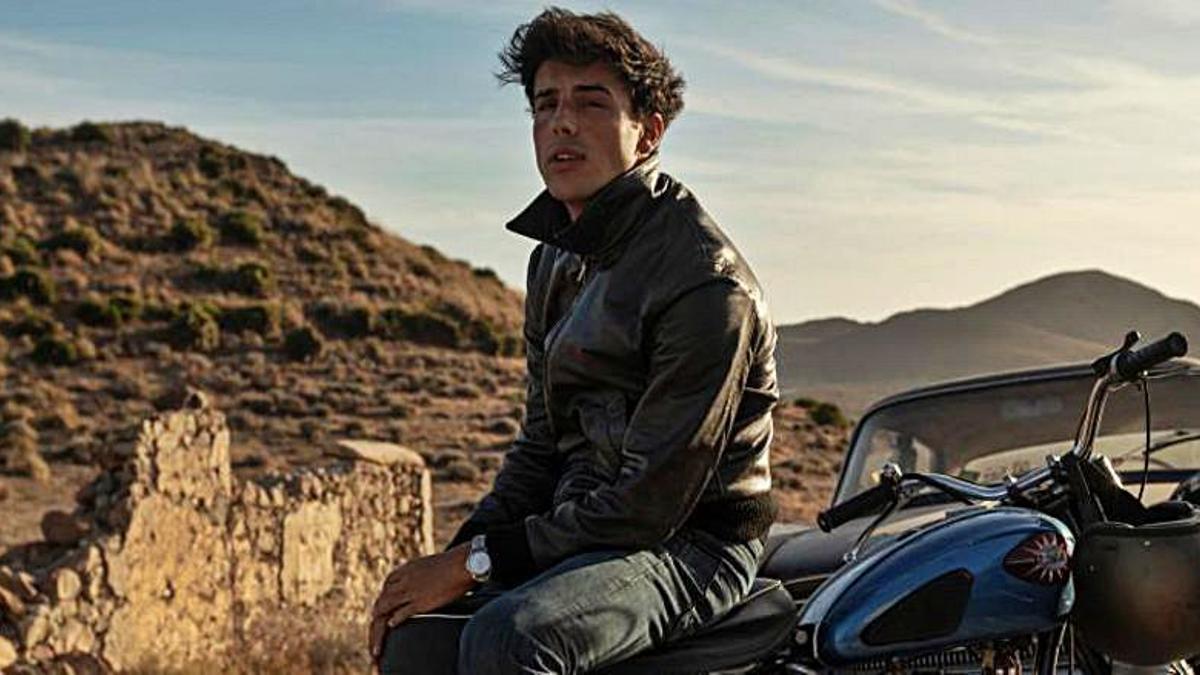 Óscar Casas, en un fotograma de ‘Jaguar’. | // NETFLIX