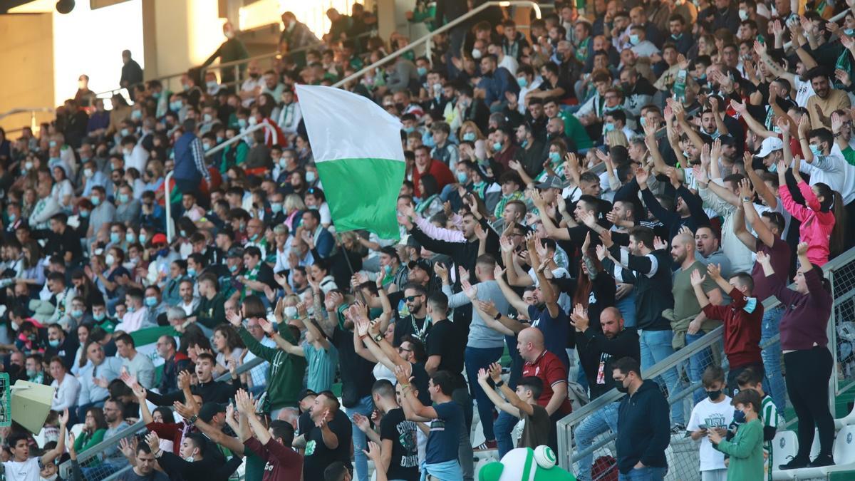 La afición del Córdoba CF este domingo en El Arcángel.