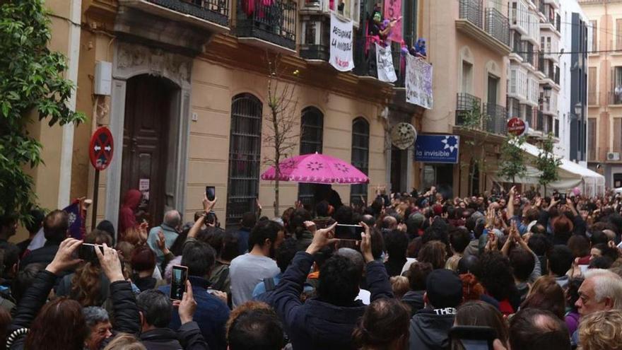 Protesta en defensa de la Casa Invisible.