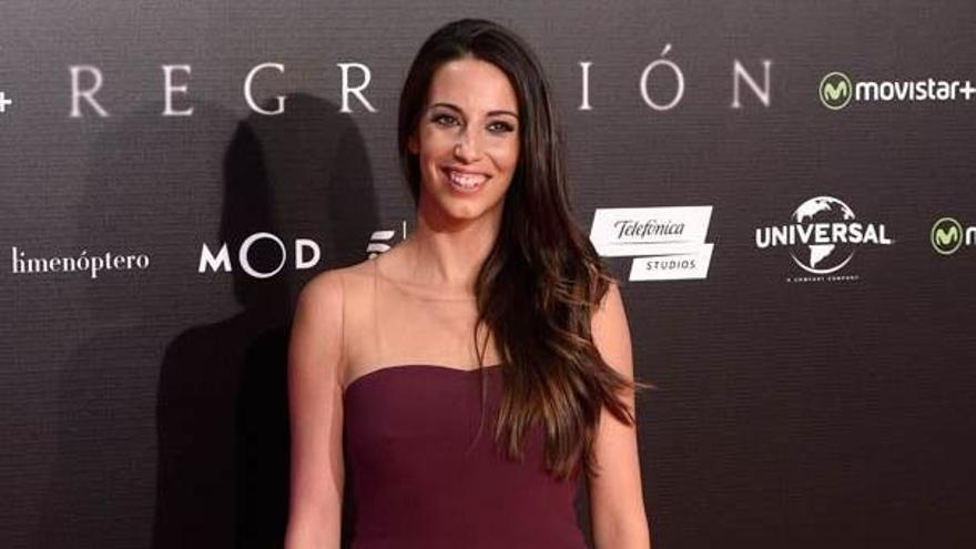 Almudena Cid, en la alfombra roja del estreno deRegresiónen Madrid.