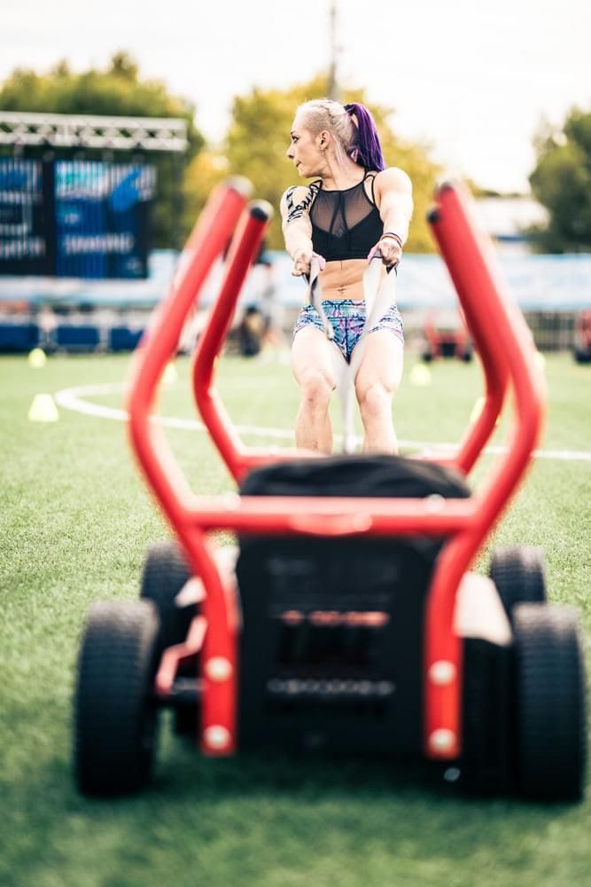 Silvia, músculos que son vida: la historia de una ovetense que triunfa en el crossfit