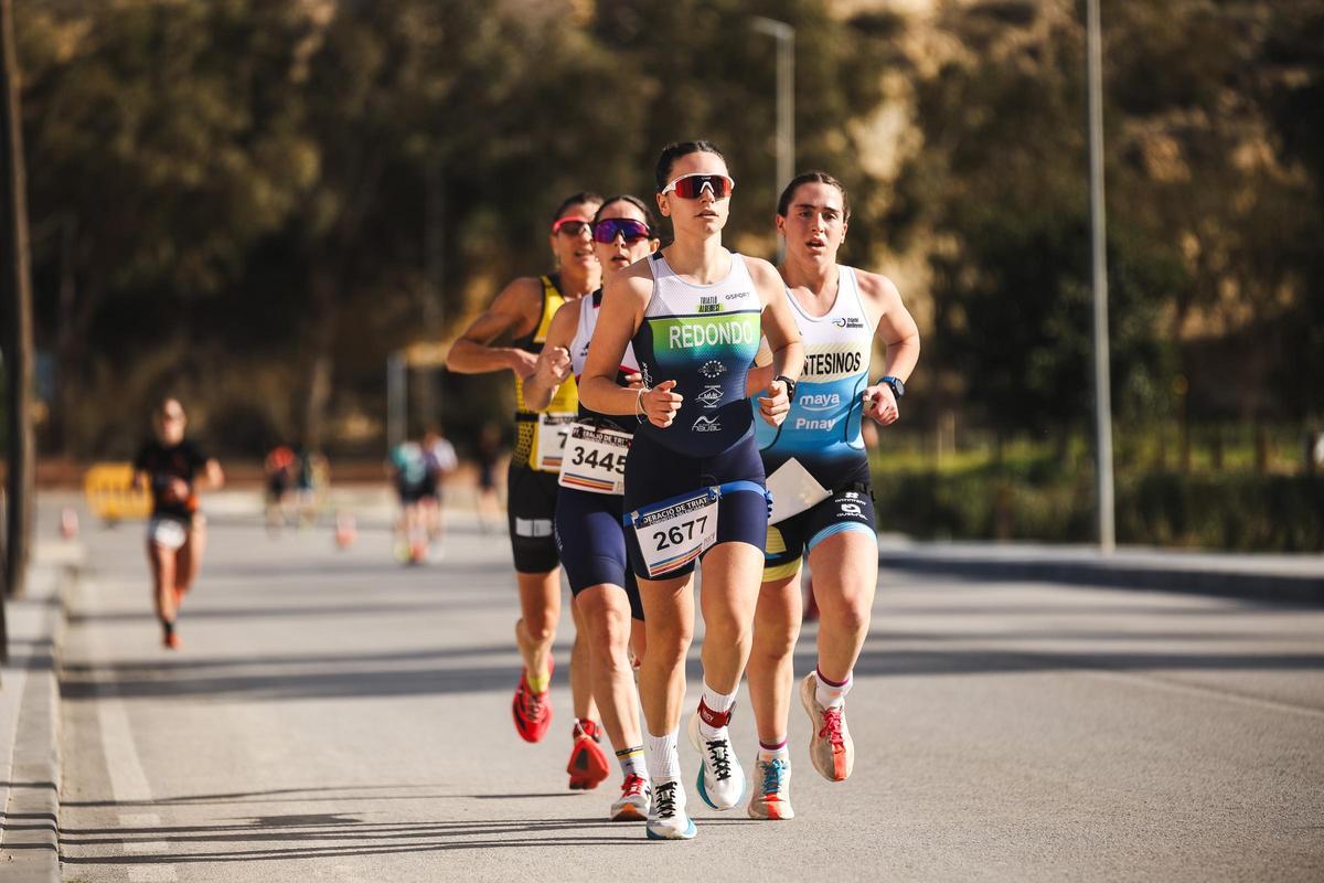A partir de las 11:00 horas, llegó el turno de la competición femenina.
