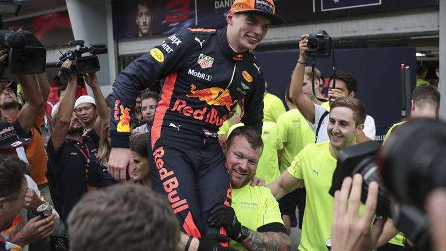 Verstappen festeja su cumpleaños con victoria