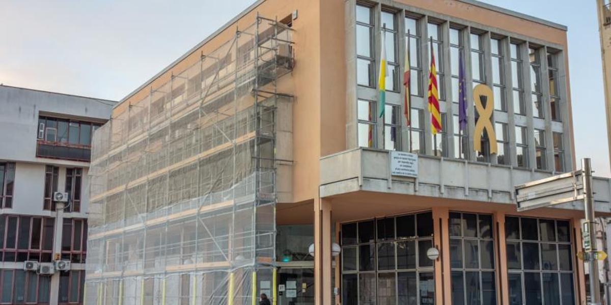 Santa Coloma de Farners congela l'IBI i apuja les taxes d'escombraries prop  d'un 10%