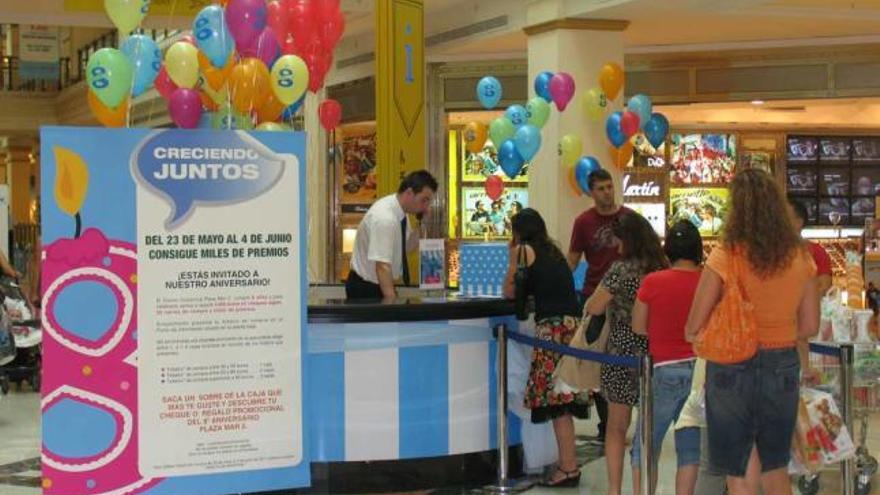 El Centro Comercial Plaza Mar 2 cumple 8 años dando miles de premios a sus clientes