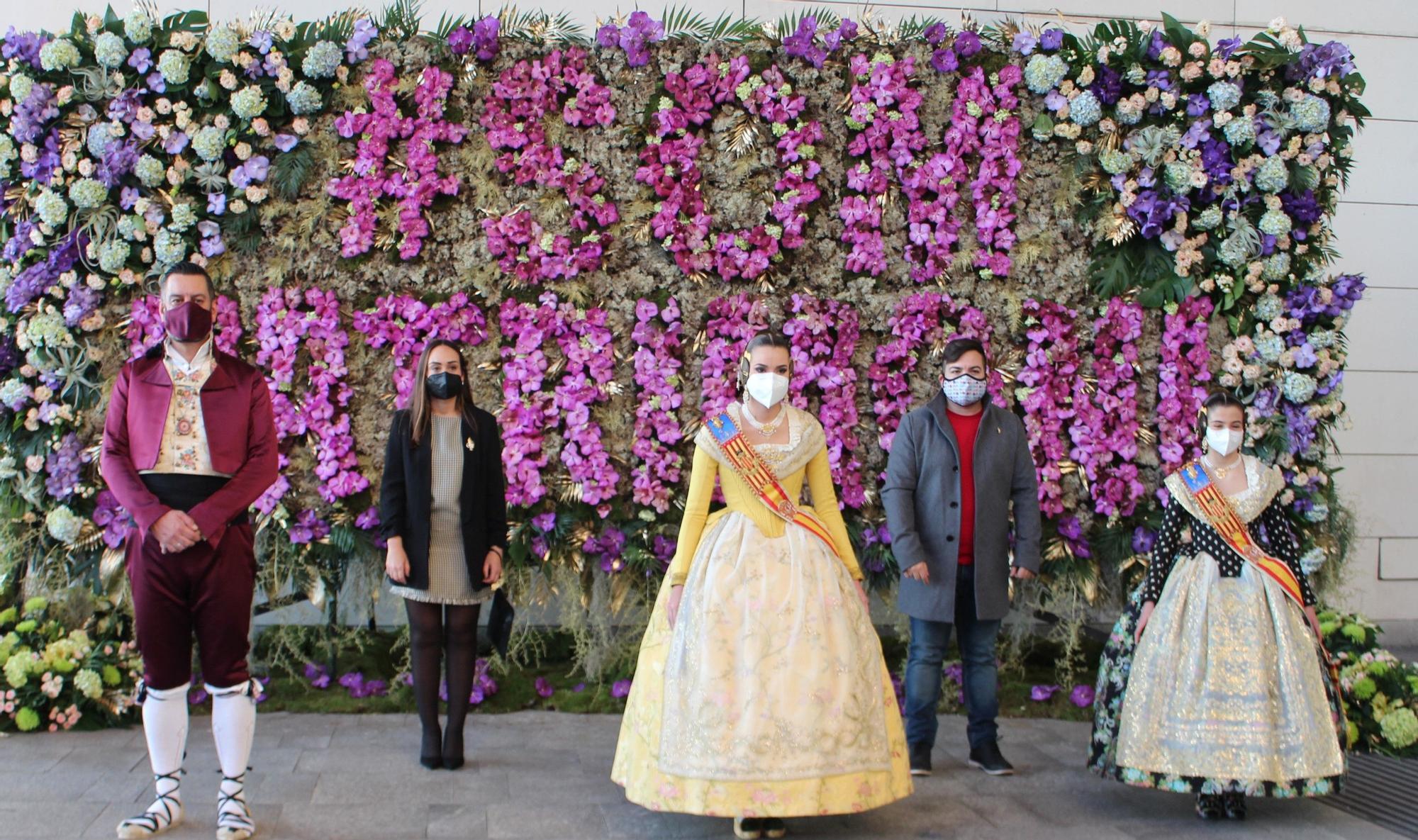 "Photocall" de las Juntas Locales Falleras en la Fiesta del Patrimonio