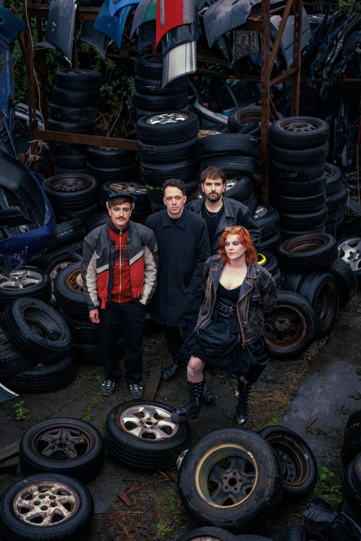 La banda irlandesa Sprints actuará este viernes en la playa de Riazor