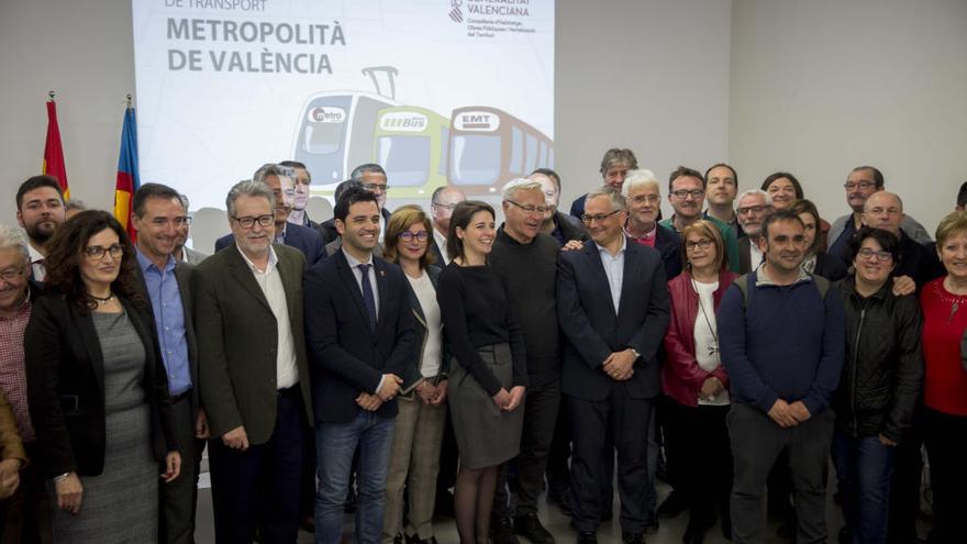 Sesenta alcaldes del área metropolitana de València se unen en su reivindicación.