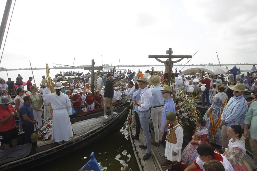 Encuentro de los Cristos de El Palmar, Catarroja, Silla y Massanassa en el Lago de la Albufera