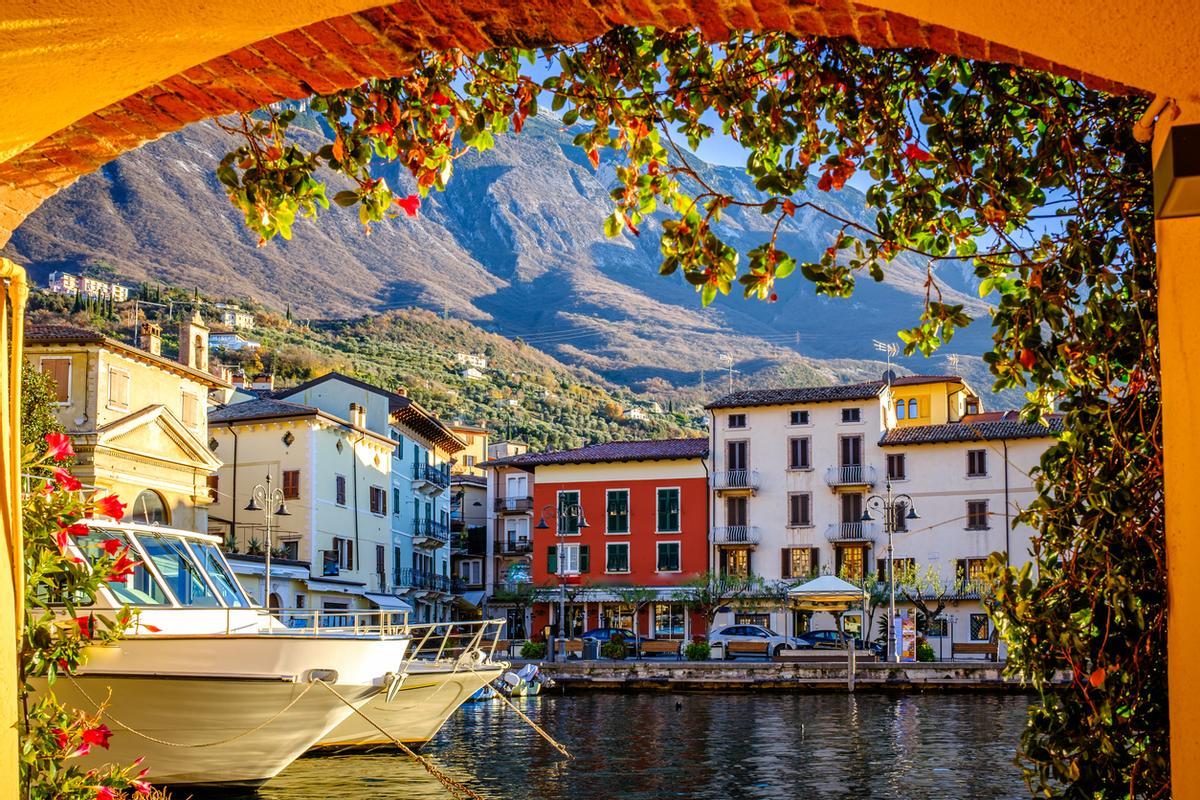 Casco antiguo de Malcesine en el lago de Garda.