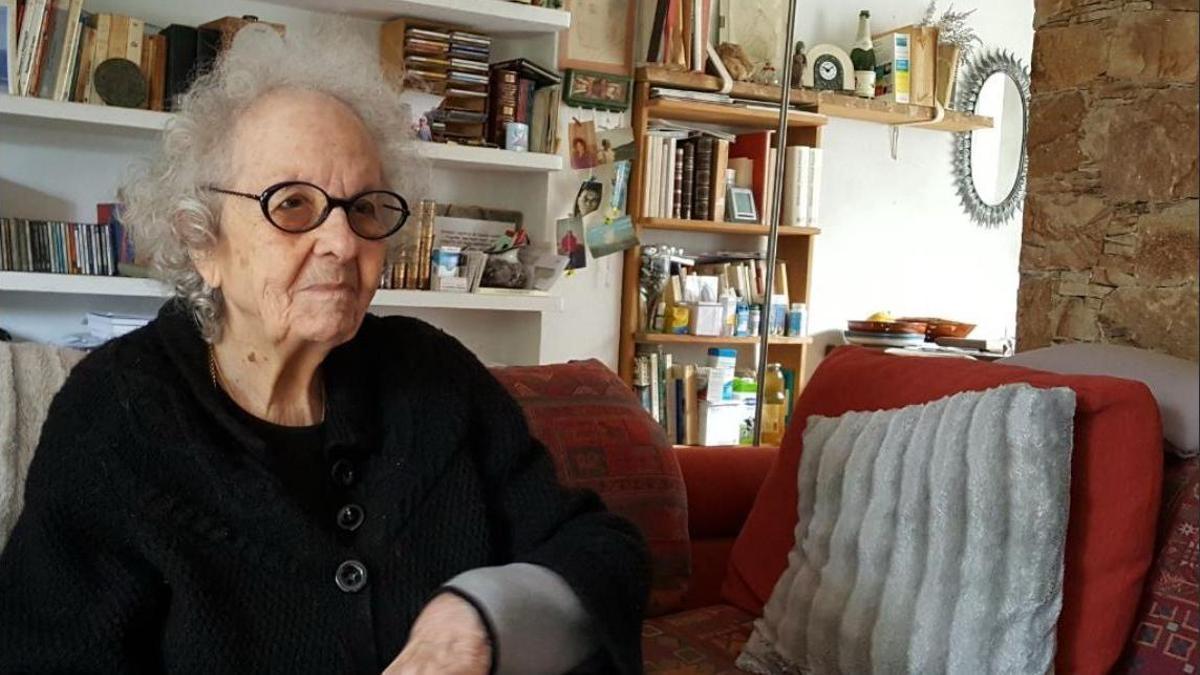 テレサ・ジュヴェ|カタロニアの手紙の学部長、テレサ・ジュヴェは104歳で死んだ