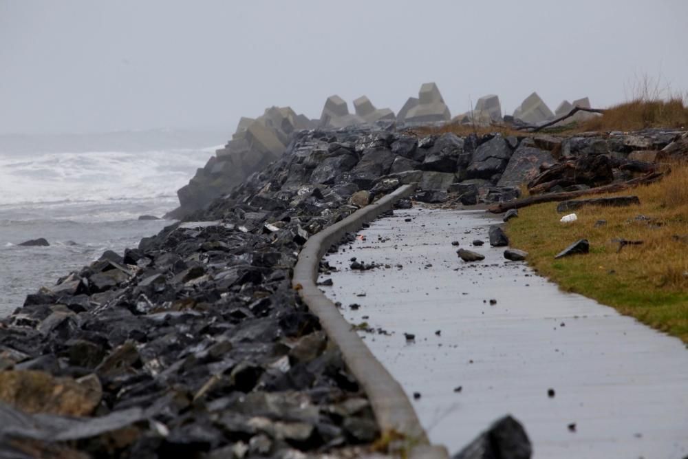 Temporal en Asturias: Alerta roja por viento y oleaje