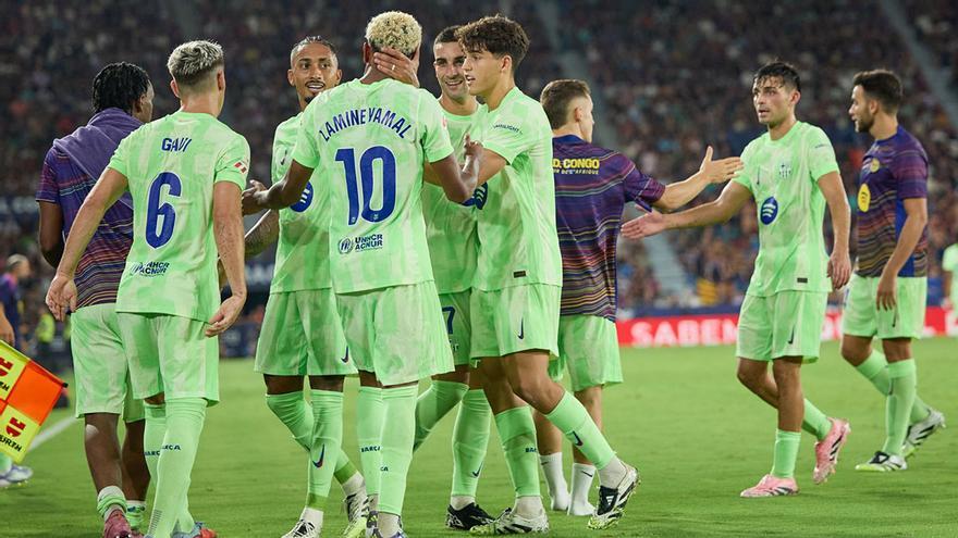 Espectacular remontada del Barça ante el Levante