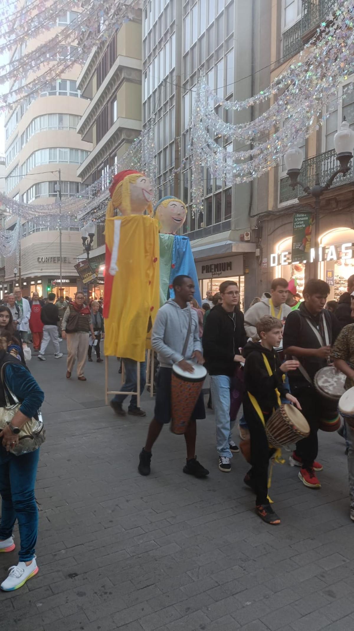Contra la subida de precios y el derroche  en Triana