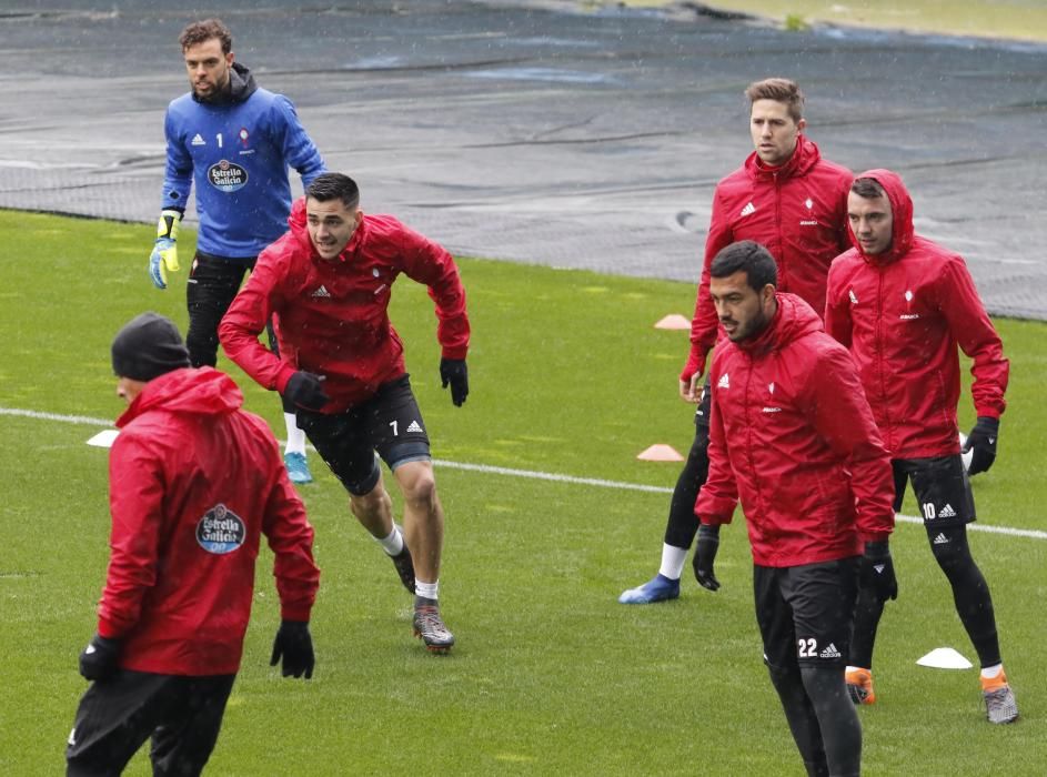 El último entrenamiento del Celta antes de jugar contra el Sevilla // Alba Villar