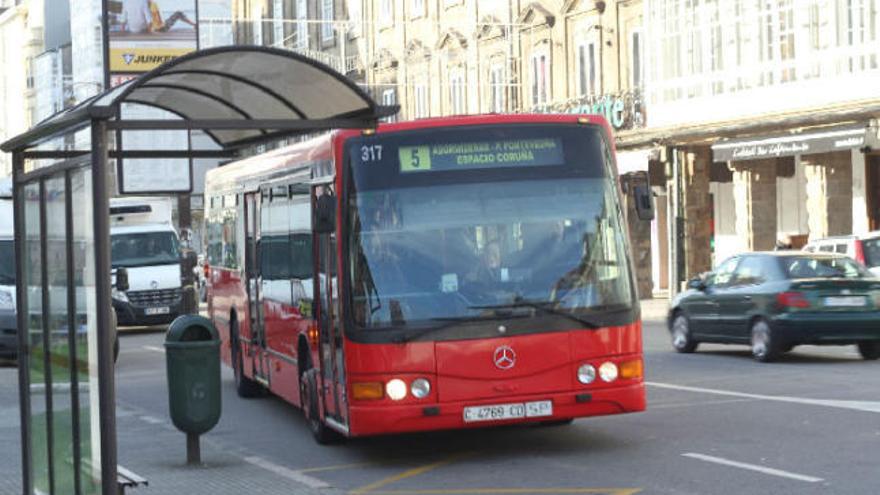 Los usuarios de autobús urbano suben un 3% en diciembre